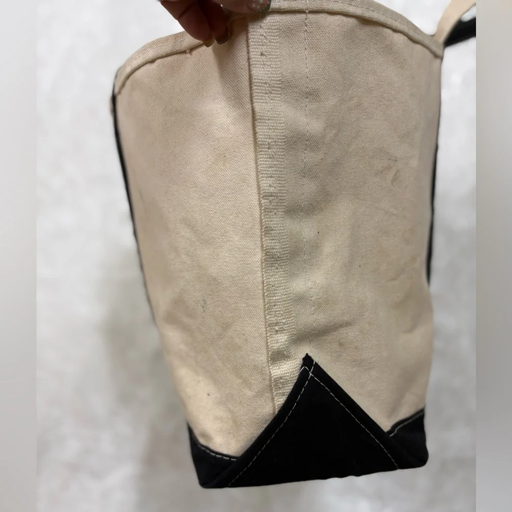 L.L. Bean Beige and Black Men's Tote Bag